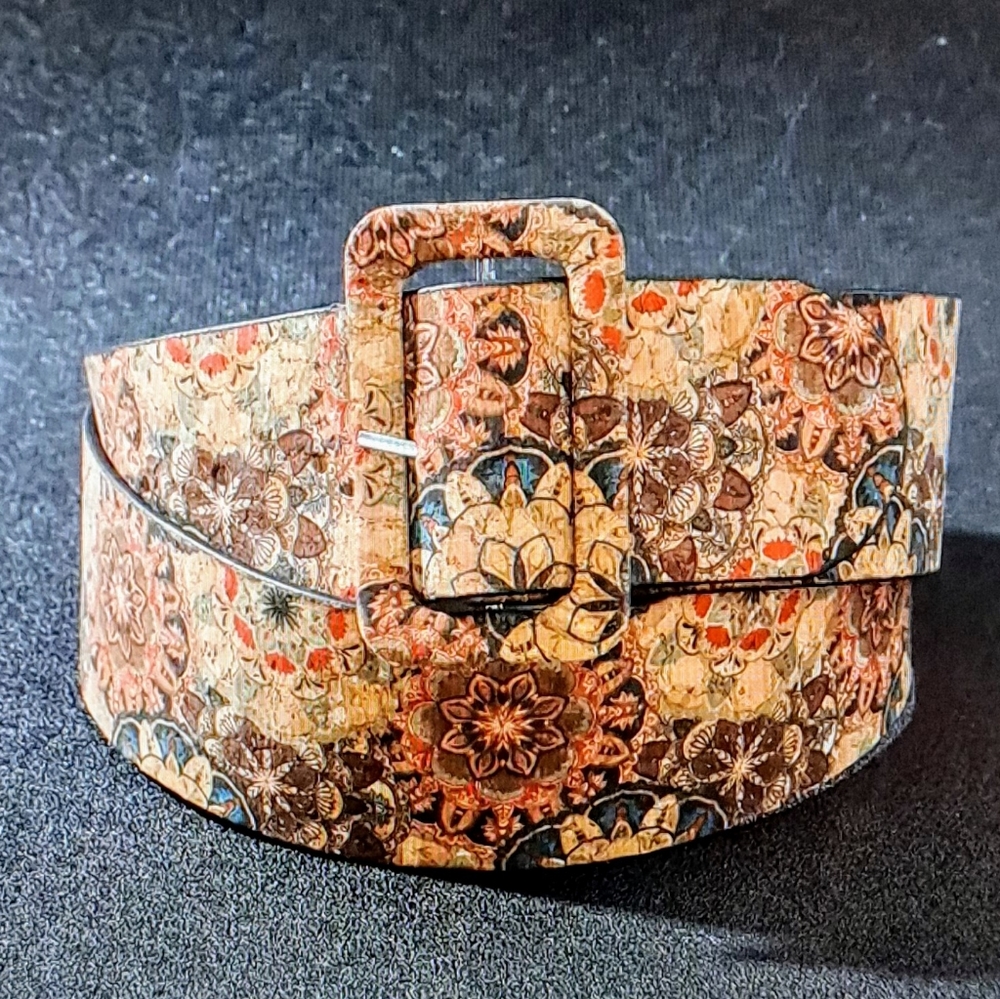 NEW Boho flower patterned  buckled belt